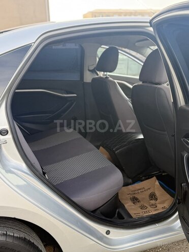 LADA (VAZ) Vesta 2016, 440,000 km - 1.6 л - Bakı