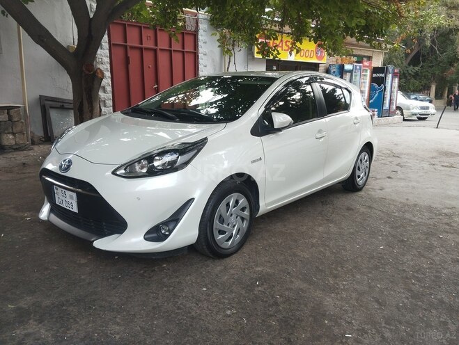 Toyota Aqua 2019, 128,200 km - 1.5 l - Bakı