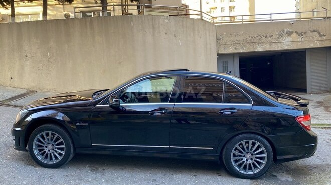 Mercedes C 300 4MATIC 2011, 224,500 km - 3.0 l - Ağsu