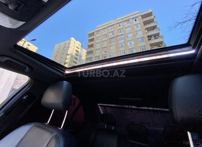 Mercedes C 300 4MATIC 2011, 224,500 km - 3.0 l - Ağsu