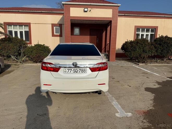 Toyota Camry-2