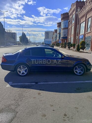 Mercedes E 220 2004, 498,000 km - 2.2 л - Gəncə