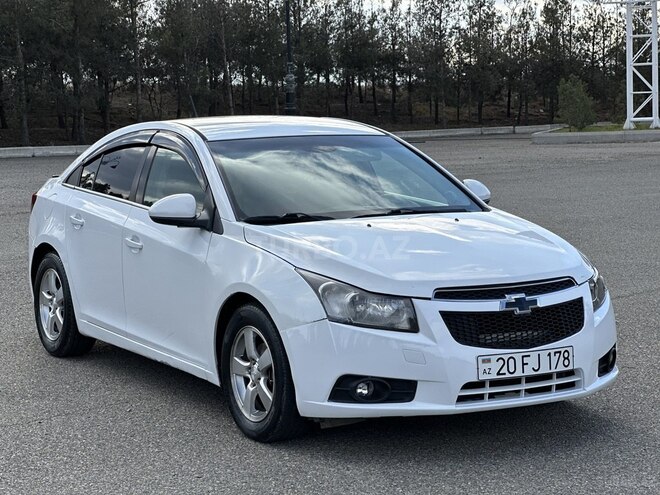 Chevrolet Cruze 2013, 299,000 km - 1.4 l - Gəncə