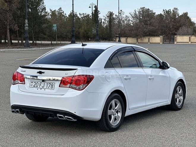 Chevrolet Cruze 2013, 299,000 km - 1.4 l - Gəncə