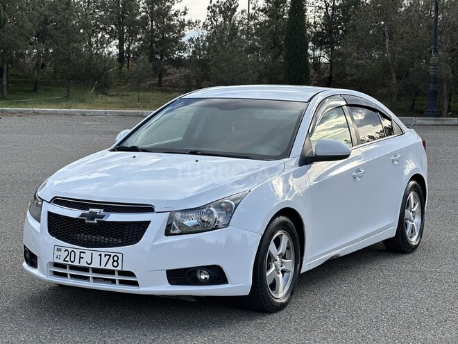 Chevrolet Cruze 2013, 299,000 km - 1.4 l - Gəncə