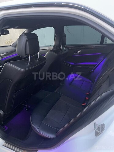 Mercedes E 250 2013, 285,000 km - 2.0 л - Bakı