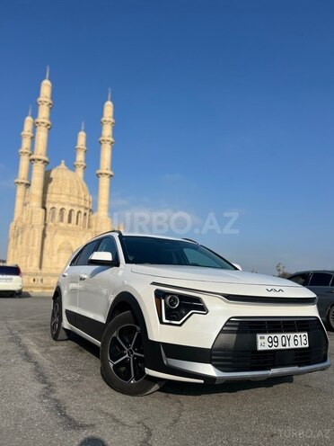 Kia Niro-1