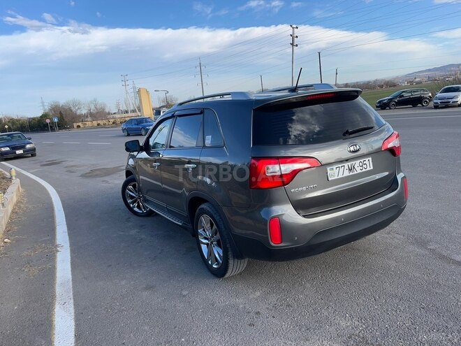 Kia Sorento-8