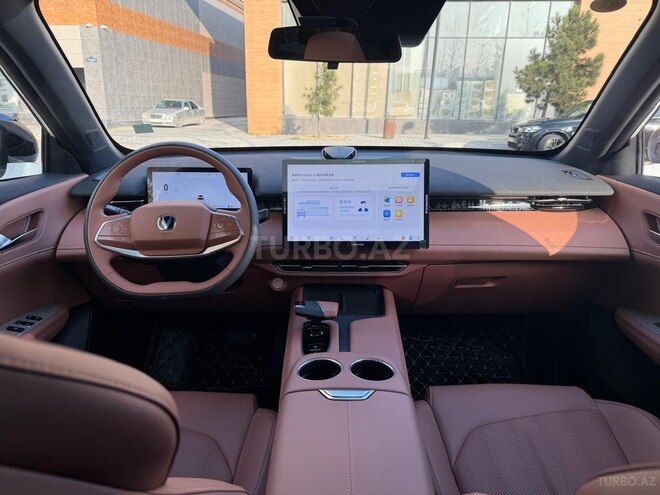 Changan  2025, 25,000 km - 1.5 l - Bakı