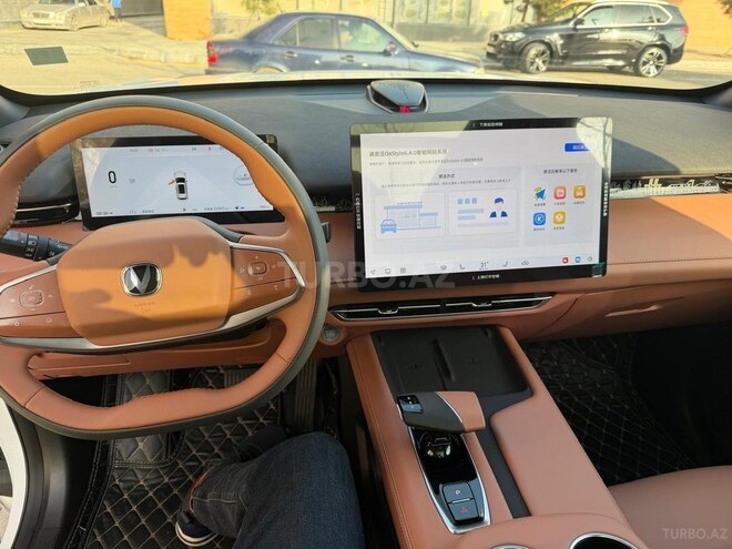 Changan  2025, 25,000 km - 1.5 l - Bakı