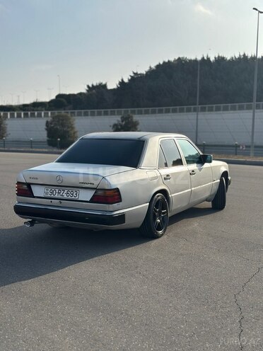 Mercedes 220 E 1995, 382,000 km - 2.2 l - Bakı