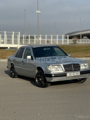 Mercedes 220 E 1995, 382,000 km - 2.2 l - Bakı