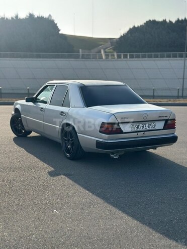 Mercedes 220 E 1995, 382,000 km - 2.2 l - Bakı