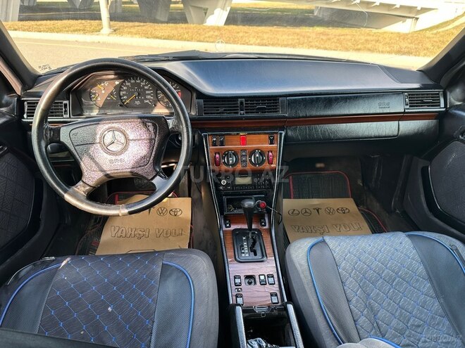 Mercedes 220 E 1995, 382,000 km - 2.2 l - Bakı
