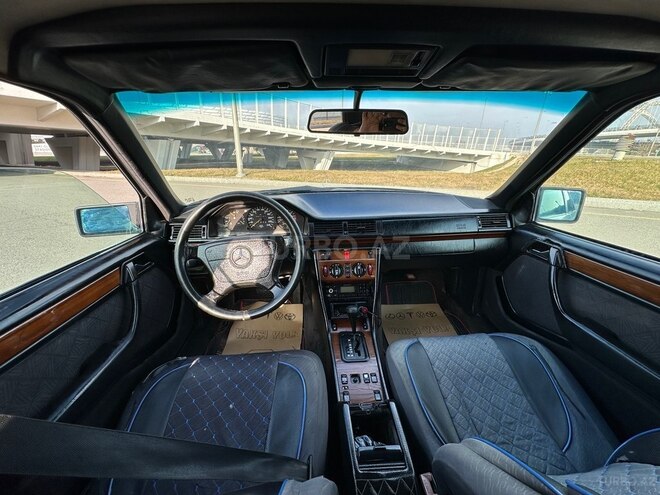 Mercedes 220 E 1995, 382,000 km - 2.2 l - Bakı