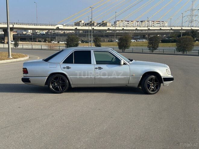 Mercedes 220 E 1995, 382,000 km - 2.2 l - Bakı