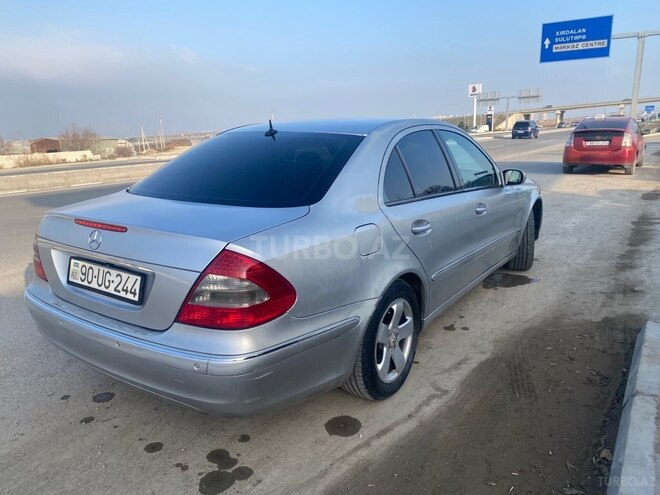 Mercedes E 240 2002, 325,000 km - 2.6 l - Bakı