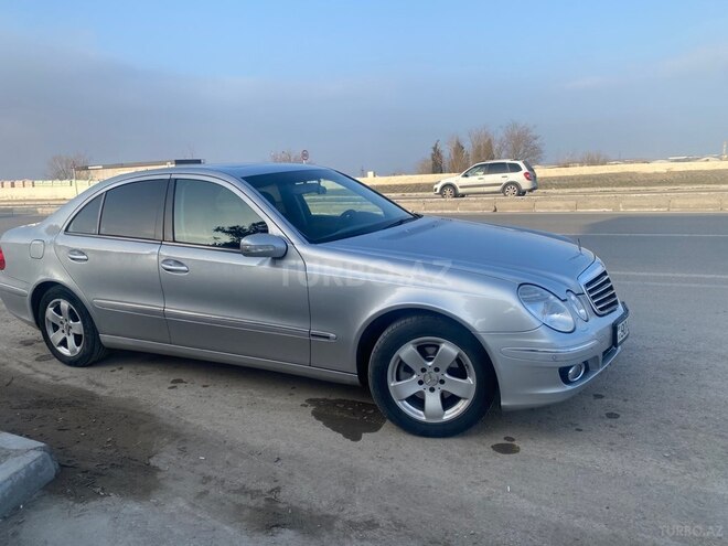 Mercedes E 240 2002, 325,000 km - 2.6 l - Bakı