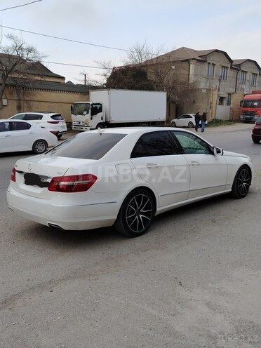 Mercedes E 220 2013, 305,000 km - 2.1 l - Bakı
