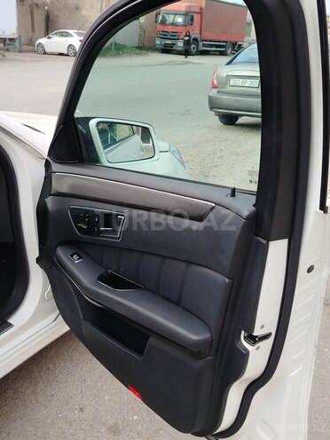 Mercedes E 220 2013, 305,000 km - 2.1 l - Bakı