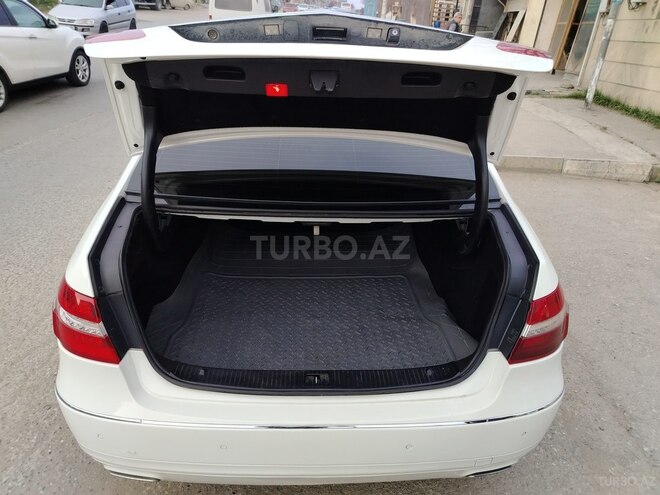 Mercedes E 220 2013, 305,000 km - 2.1 l - Bakı