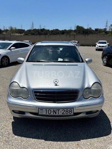 Mercedes C 220 2003, 289,000 km - 2.1 l - Bakı