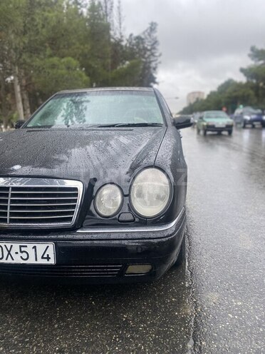 Mercedes E 280 1998, 550,000 km - 2.8 l - Sumqayıt