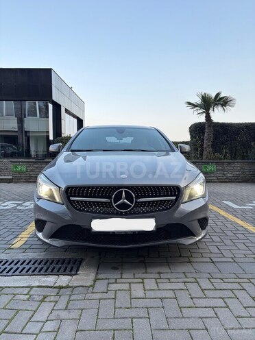 Mercedes CLA 250 4MATIC-1