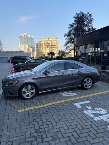 Mercedes CLA 250 4MATIC-3