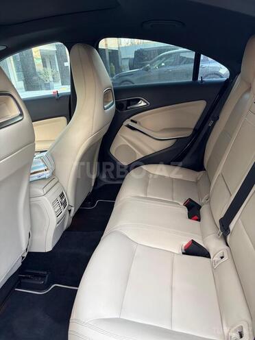 Mercedes CLA 250 4MATIC-8