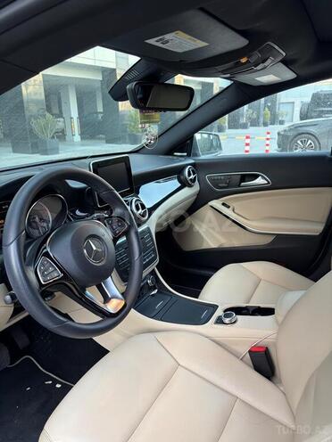 Mercedes CLA 250 4MATIC-5
