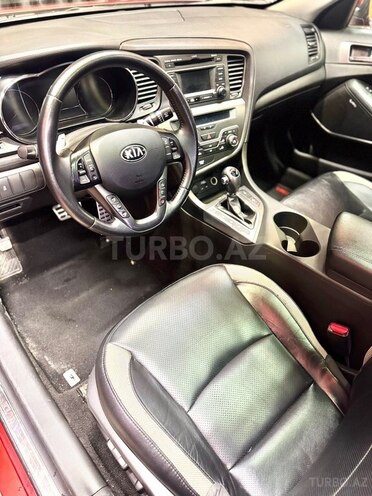 Kia Optima-13