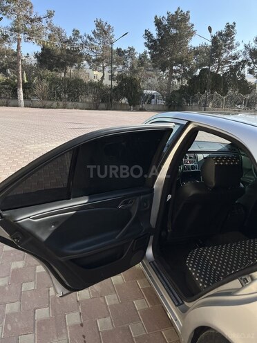 Mercedes E 220 1999, 210,933 km - 2.2 l - Şirvan