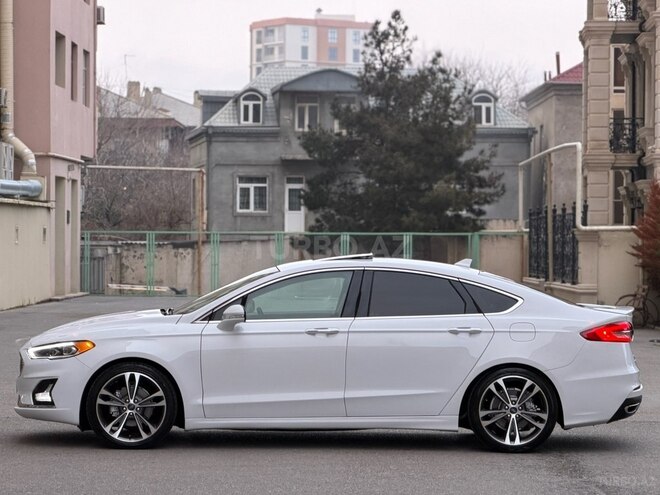 Ford Fusion (North America) 2019, 120,000 km - 2.0 л - Bakı