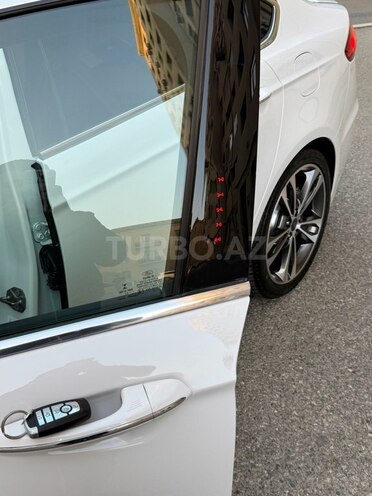 Ford Fusion (North America) 2019, 120,000 km - 2.0 л - Bakı