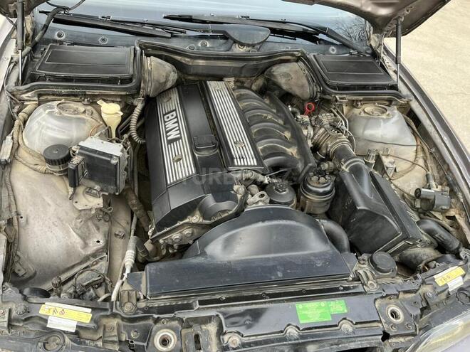 BMW 520 1997, 252,525 km - 2.0 l - Sumqayıt