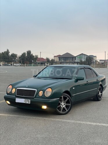 Mercedes E 240 1997, 354,000 km - 2.4 l - Bakı