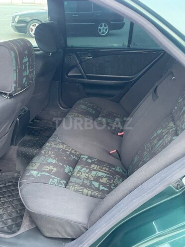 Mercedes E 240 1997, 354,000 km - 2.4 l - Bakı