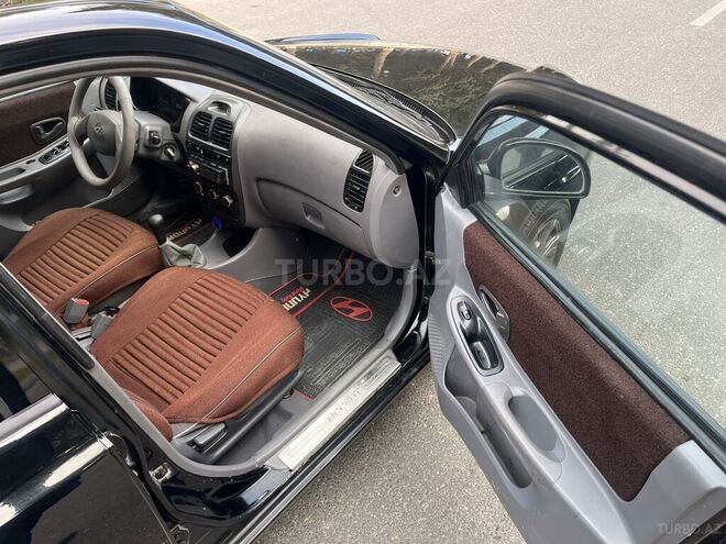 Hyundai Accent 2005, 296,000 km - 1.6 l - Bakı