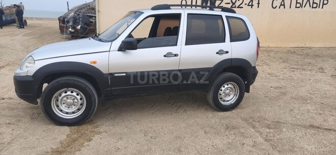 Chevrolet Niva 2013, 210,000 km - 1.7 l - Bakı
