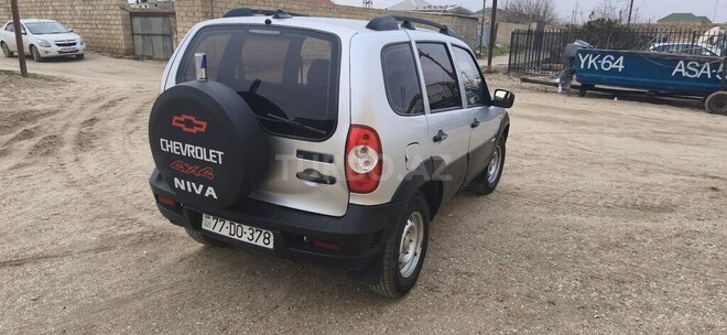 Chevrolet Niva 2013, 210,000 km - 1.7 l - Bakı