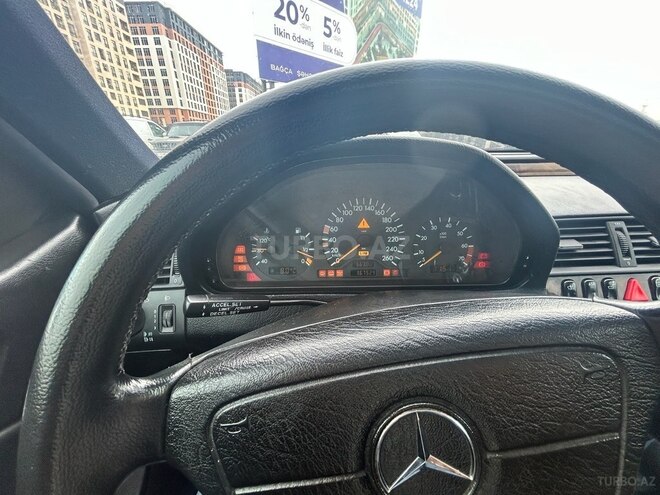 Mercedes C 240 1998, 367,000 km - 2.4 л - Sumqayıt