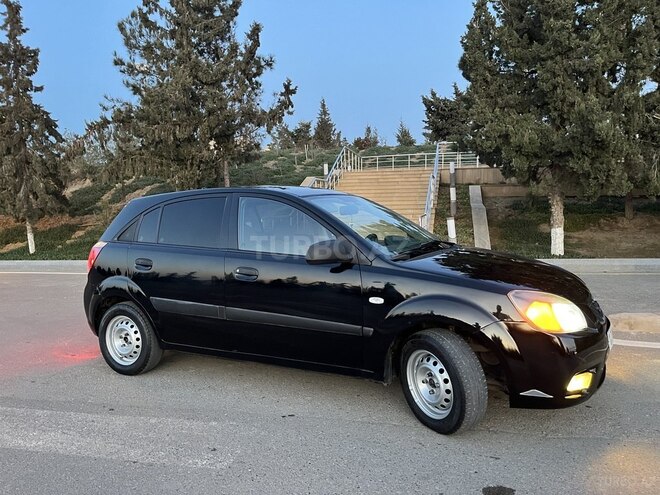 Kia Rio 2009, 331,547 km - 1.4 l - Şirvan
