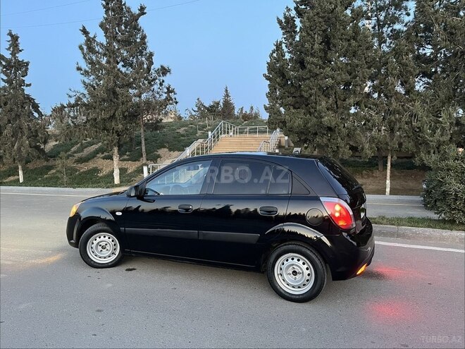 Kia Rio 2009, 331,547 km - 1.4 l - Şirvan
