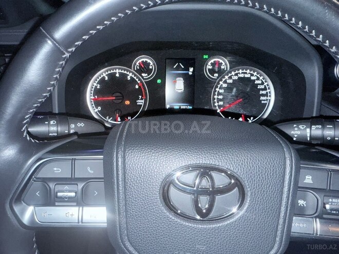 Toyota Land Cruiser 2022, 30,000 km - 4.0 л - Bakı