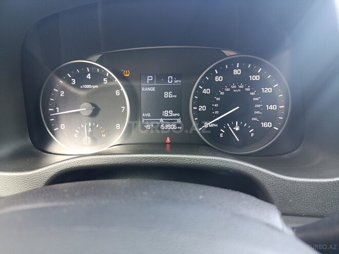 Hyundai Elantra 2018, 233,000 km - 2.0 л - Bakı