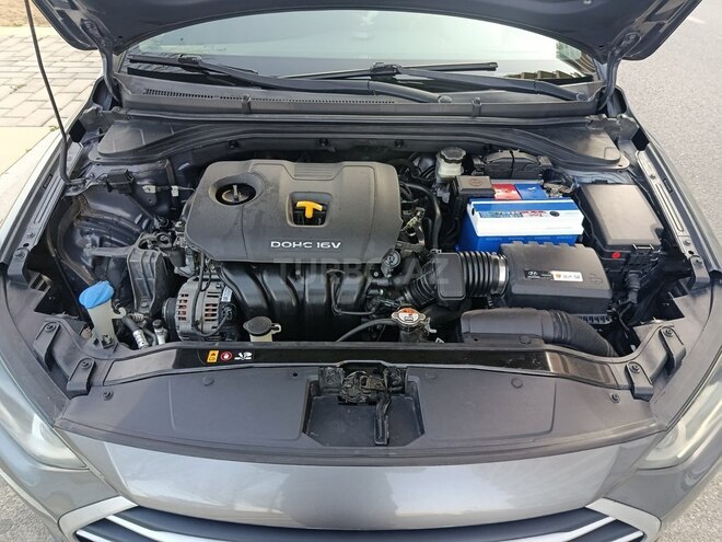 Hyundai Elantra 2018, 233,000 km - 2.0 л - Bakı