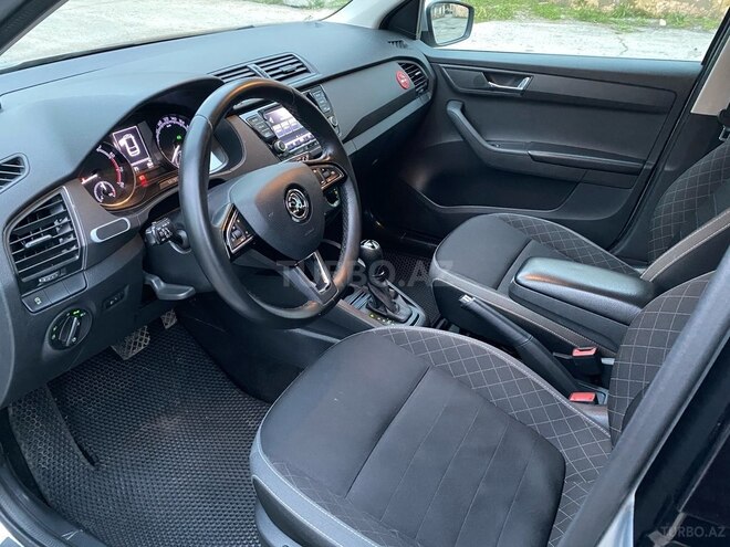 Skoda Fabia 2020, 107,000 km - 1.0 l - Bakı
