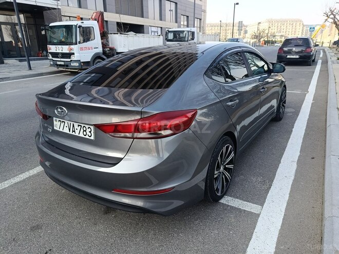 Hyundai Elantra 2018, 233,000 km - 2.0 л - Bakı