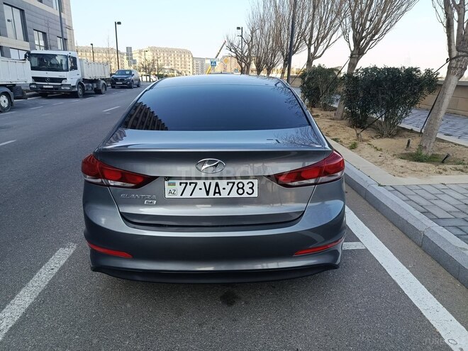 Hyundai Elantra 2018, 233,000 km - 2.0 л - Bakı